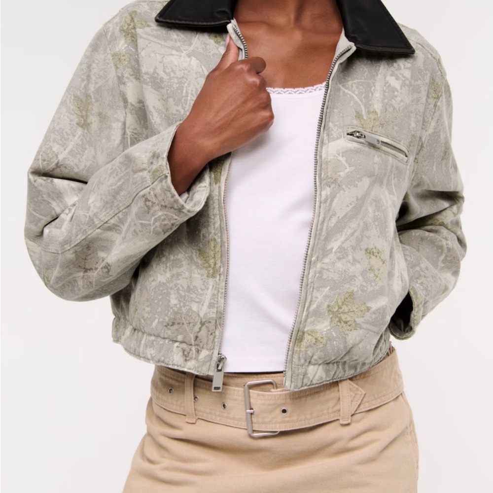 Abercrombie & Fitch Jacket